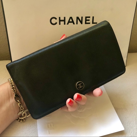 chanel bi fold wallet black caviar